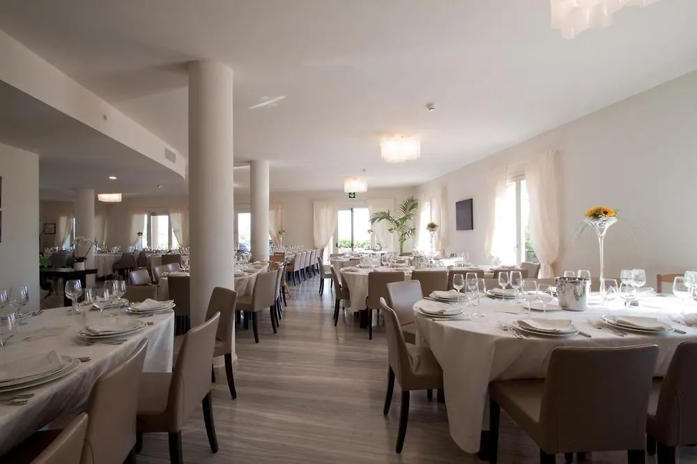 ***  La Castellana Hotel Fosdinovo Italy